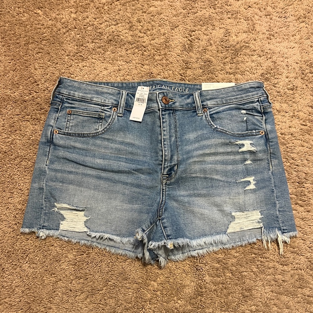 AE HI-RISE SHORTIE JEAN SHORTS!